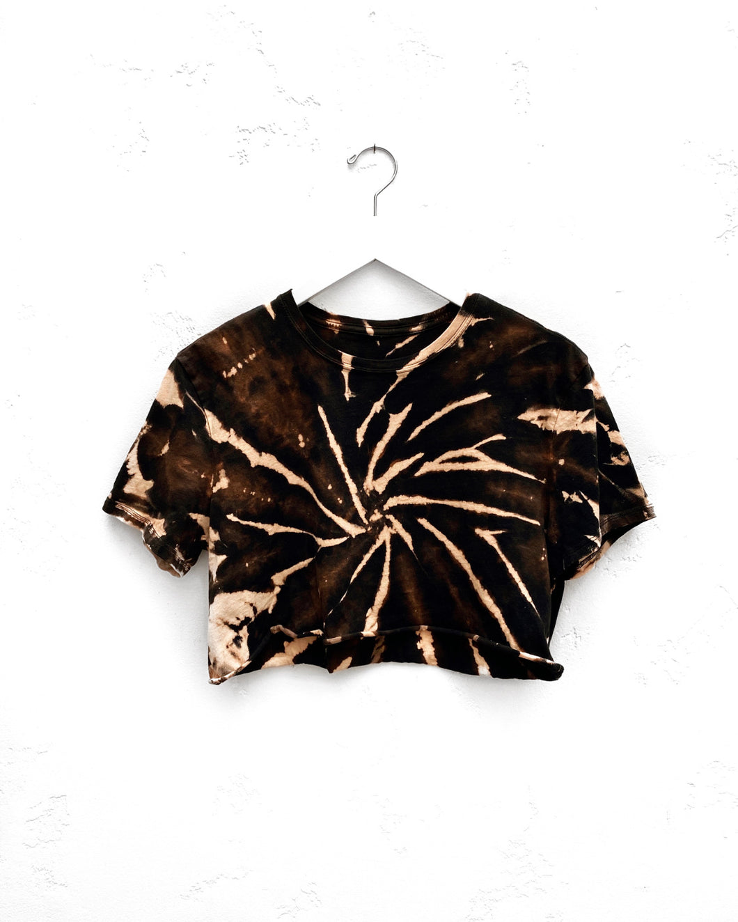 Cropped T-Shirt / Black & Tan